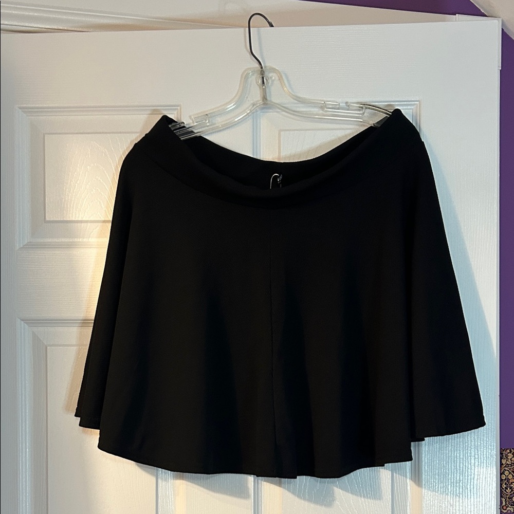 Chic Black Mini Skirt